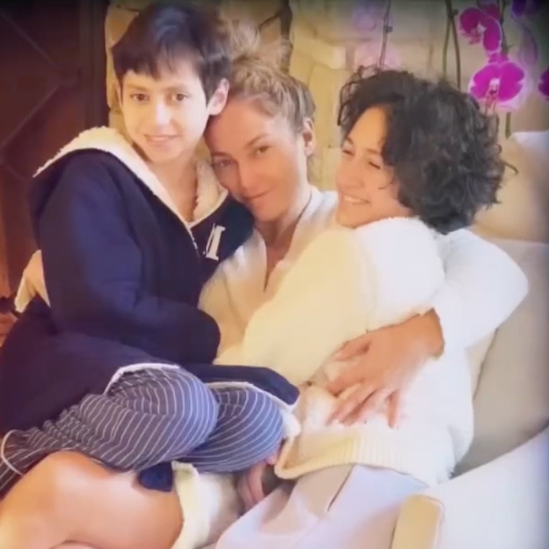 Jennifer Lopez Shares Uncommon Movies of Twins Emme and Max Jennifer Lopez Shares Uncommon Movies of Twins Emme and Max